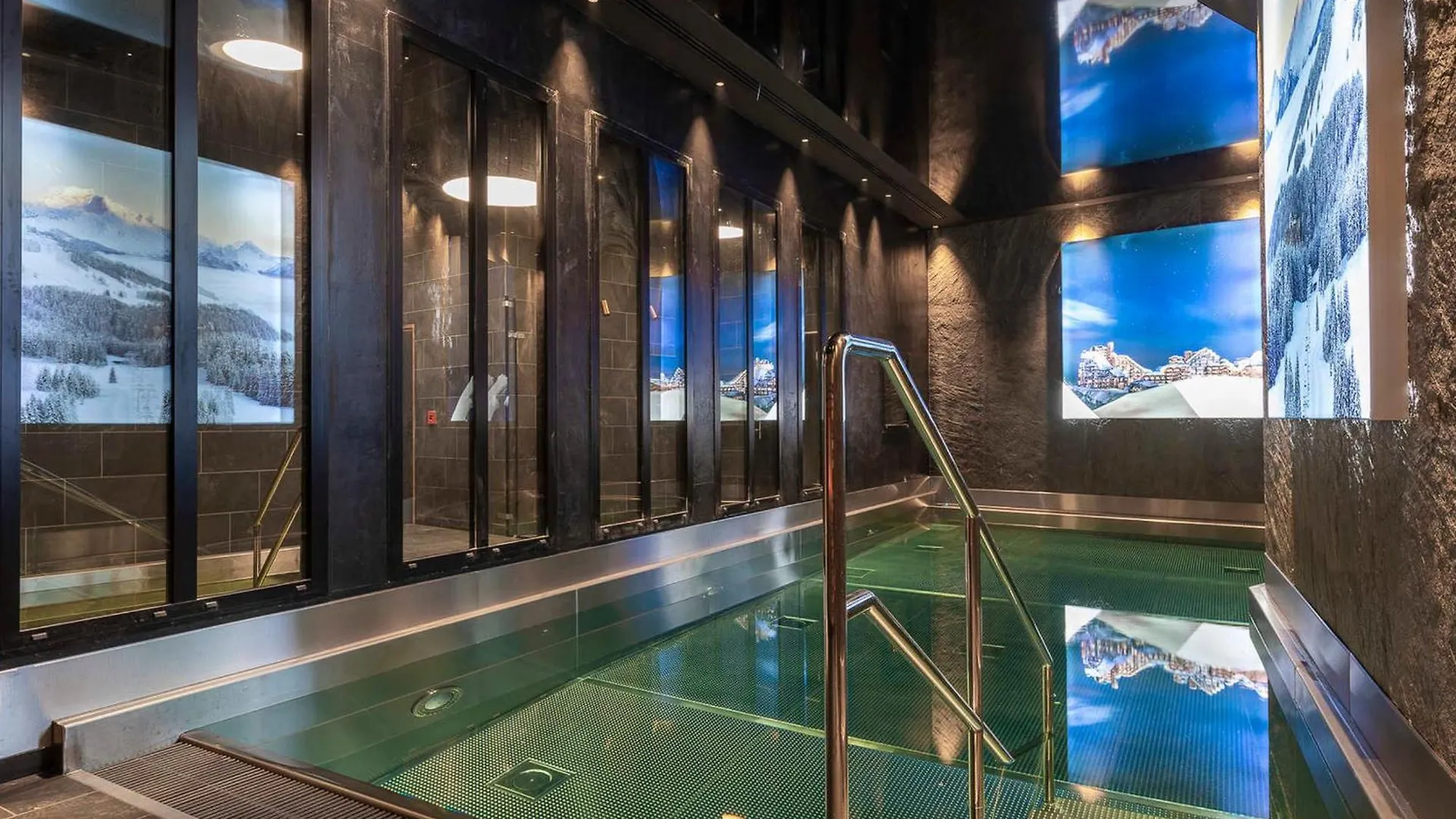 Luxueux Appartement 7 Pieces, 12 Pers, Piscine, Sauna, Ski-In/Ski-Out, Services Premium - Fr-1-314-102 Avoriaz Chalet
